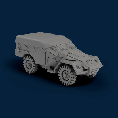 BTR 40 Closed Miniature